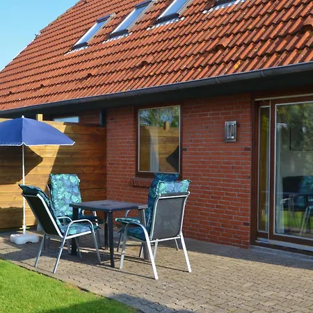 Ferienwohnung In Lemkenhafen Auf 아파트