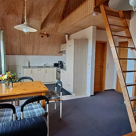 Ferienwohnung In Lemkenhafen Auf 아파트 페마른