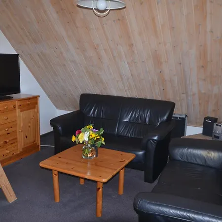 아파트 Ferienwohnung In Lemkenhafen Auf 페마른