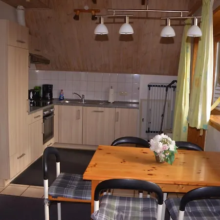 Ferienwohnung In Lemkenhafen Auf 아파트 *